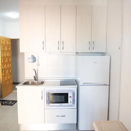 Nice Studio At The Sea Apartment